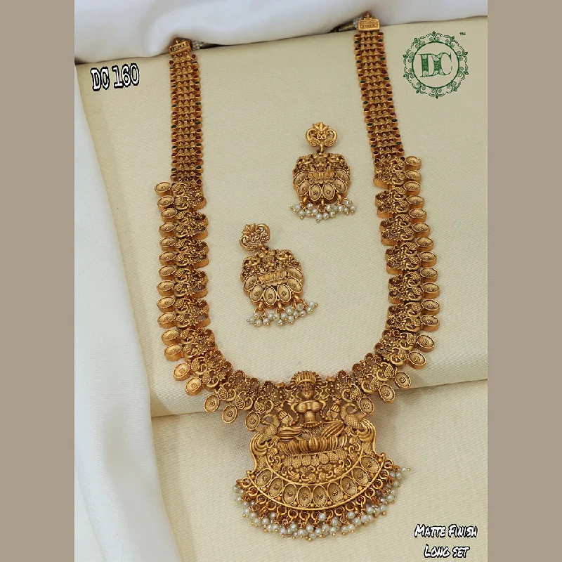 layered chain pearl ladies necklace-Diksha Collection Gold Plated Necklace Set