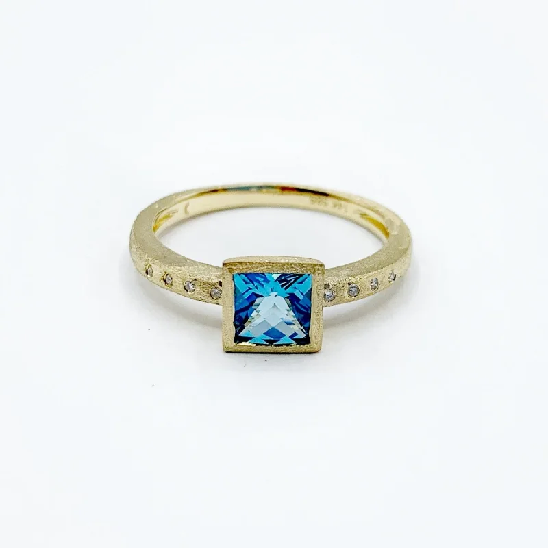 gold ladies ring-Icy Blue Ocean Topaz