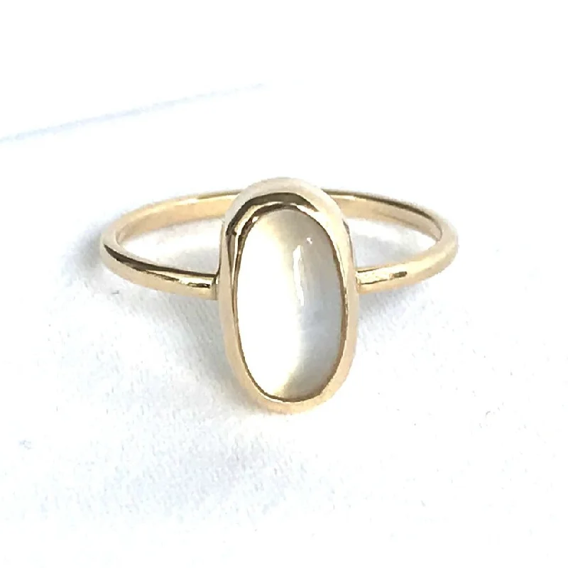 rose quartz ladies ring-Pristine Oval Moonstone Ring in 14K Yellow Gold