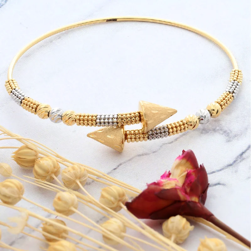 feather motif ladies bracelet-Gold The Gorgeous Charmer Triangle 18KT - FKJBNG18K9208