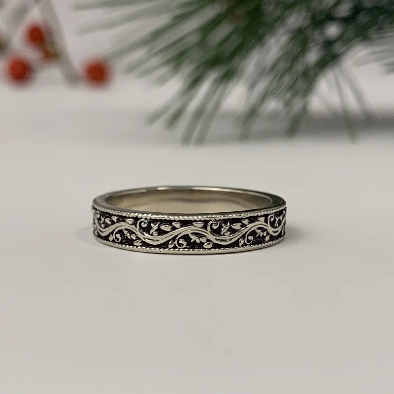 black diamond ladies ring-Organic Scroll Band