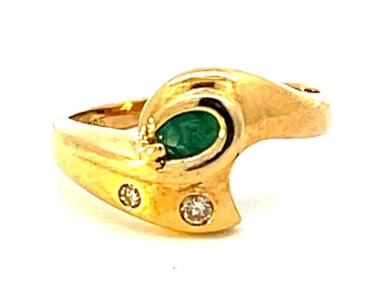 romantic infinity ladies ring-Emerald and Diamond Band Ring in 14k Yellow Gold