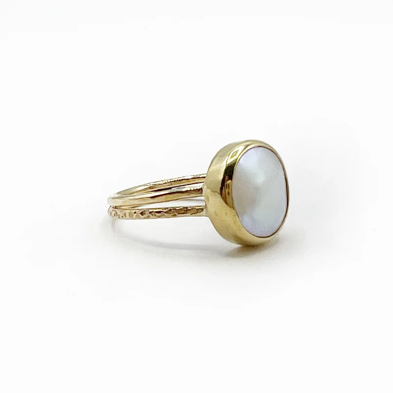 gradient gemstone ladies ring-Pearl and 14 Karat Yellow Geometric Ring