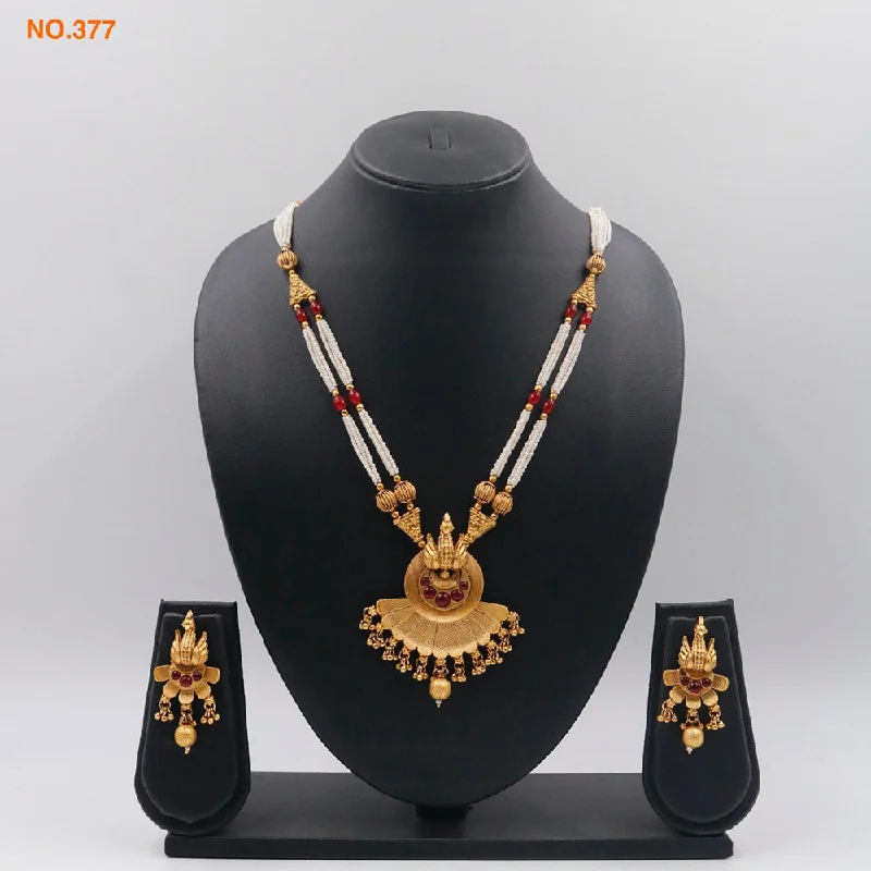 fashion jewelry ladies necklace-The Jangid Arts Gold Plated Pota Stone Necklace Set